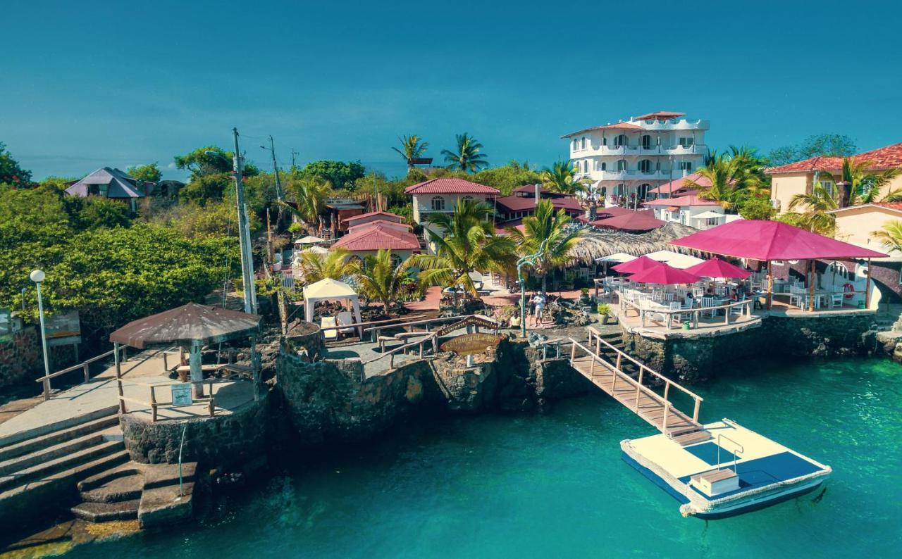 Hotel Angermeyer Waterfront Inn Puerto Ayora  Exterior photo