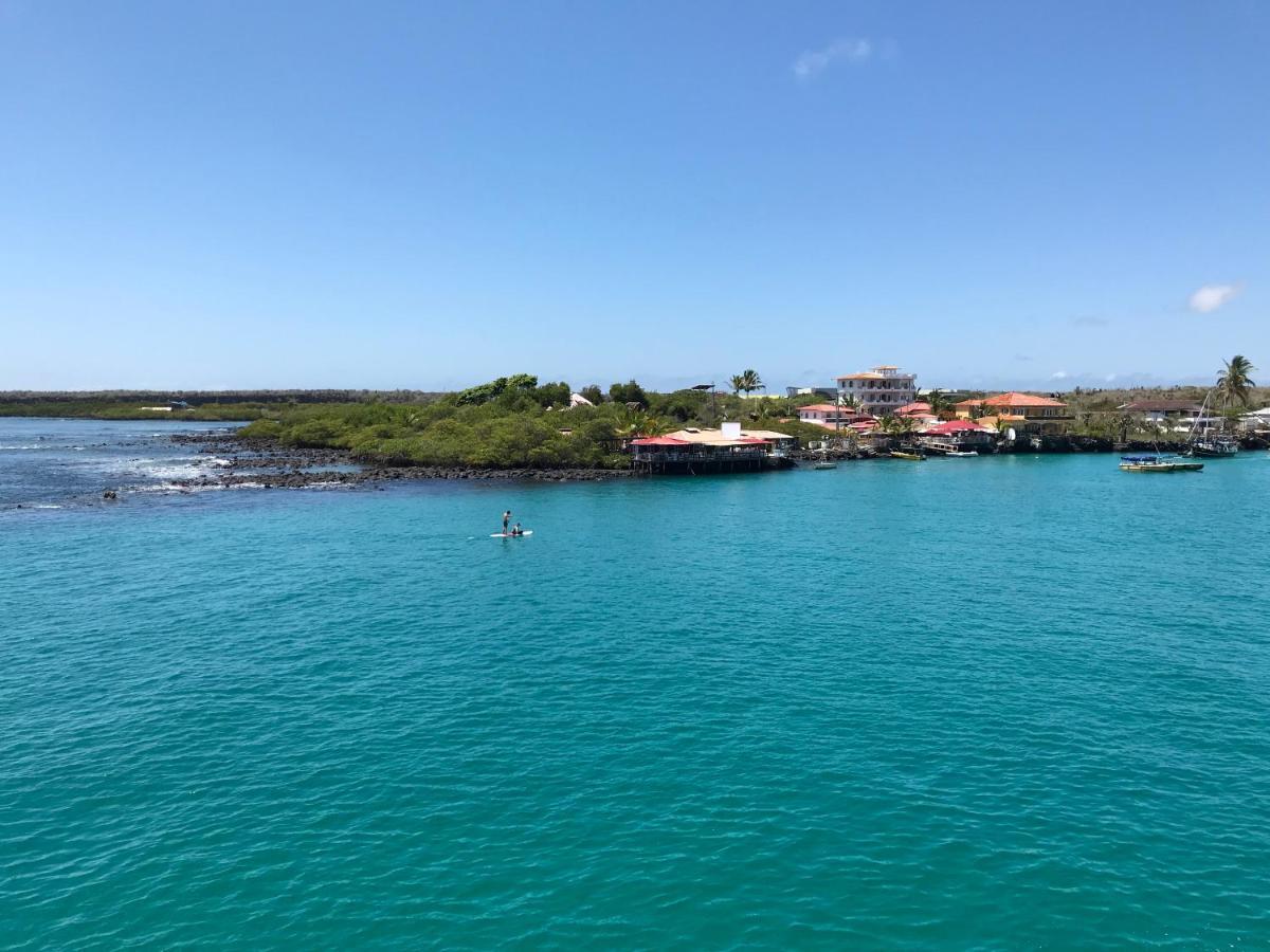 Hotel Angermeyer Waterfront Inn Puerto Ayora  Exterior photo